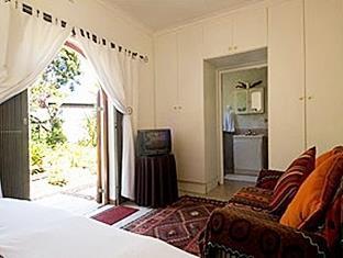Tiana Guest House Cape Town Exterior photo