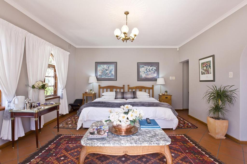Tiana Guest House Cape Town Room photo